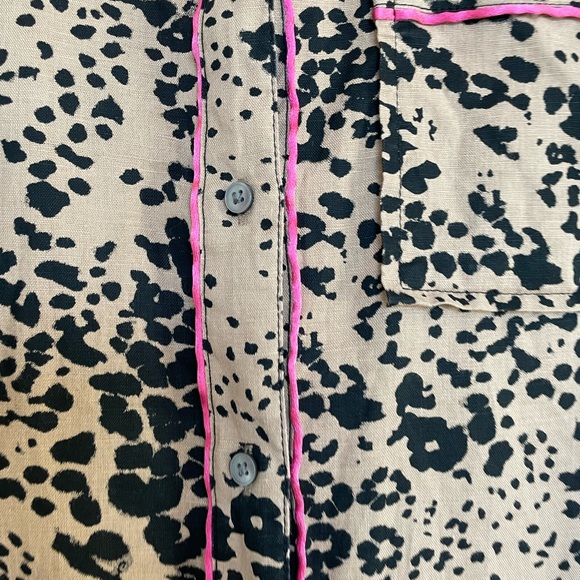 J. Crew Button-up Shirt in Leopard Print, Pink Satin Trim, Size Medium - Picture 5 of 9